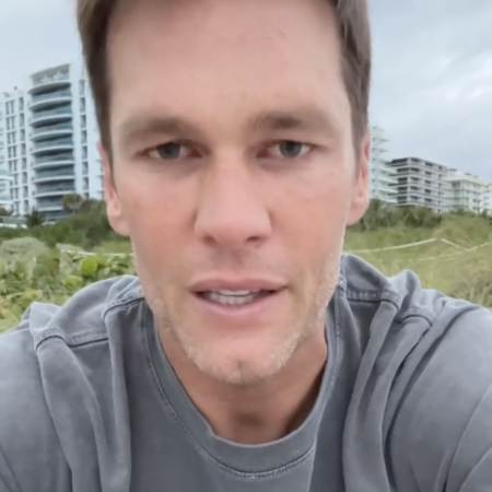 NFL-video: Tom Brady lopettaa, aikuisten oikeasti
