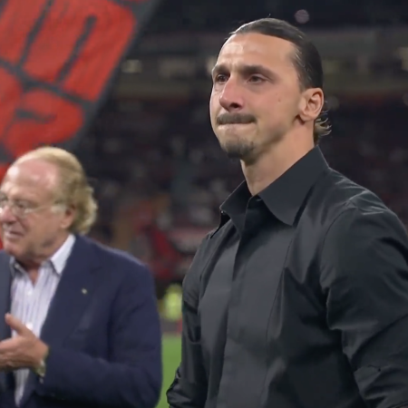 Video: Uransa lopettava kyynelehtivä Zlatan jätti jäähyväiset AC Milanille – yleisössä upea ”GodBye-banderolli”
